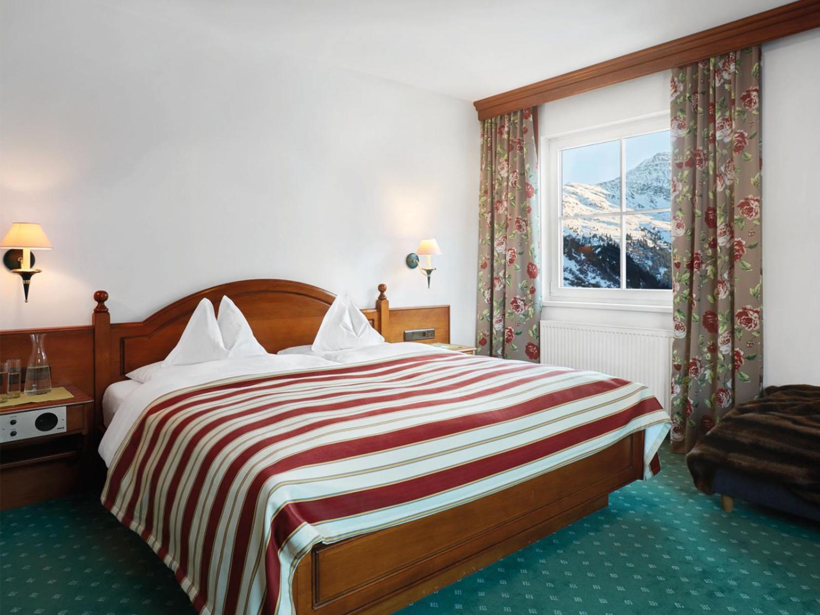 Alpenhotel St.Christoph ซางค์ท คริสทอปห์ อัม อาร์ลแบร์ก ภายนอก รูปภาพ